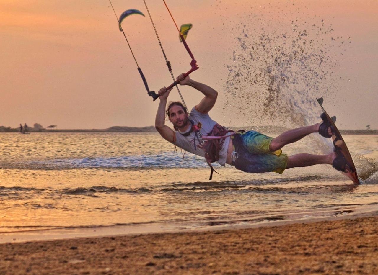 Kitesurfing Lanka Otel Kalpitiya Dış mekan fotoğraf